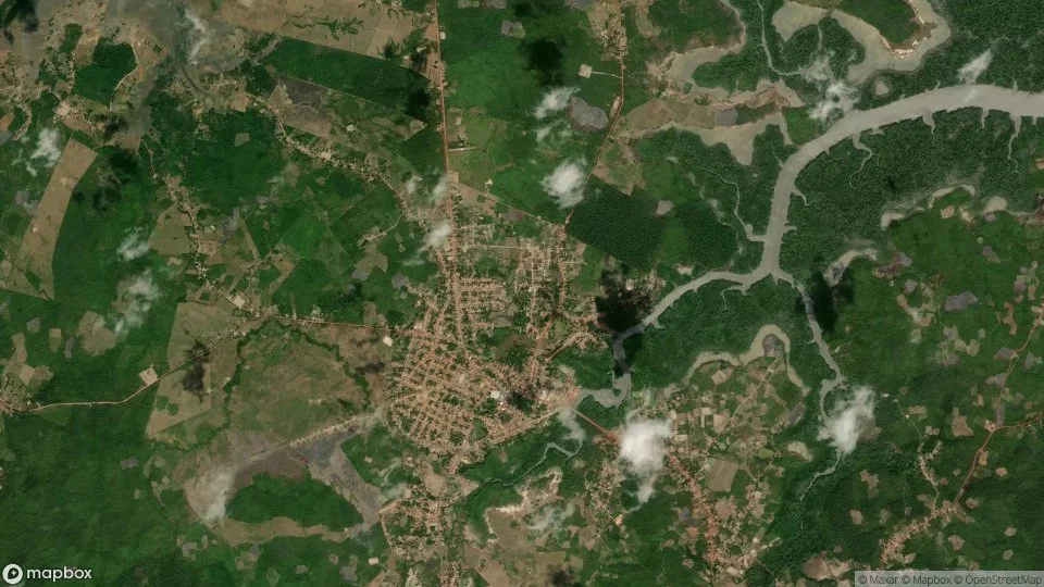 Imagem aérea de bequimao