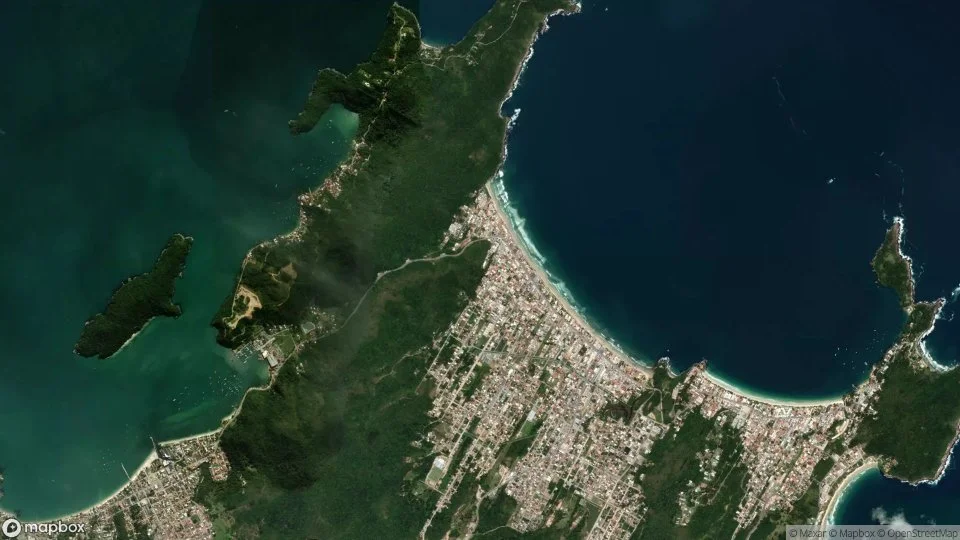 Imagem aérea de bombinhas